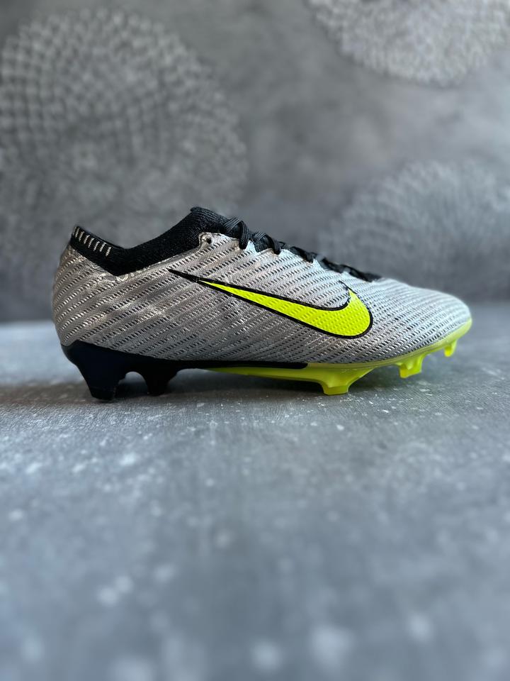 Бутсы Nike Mercurial Vapor 15 Elite FG