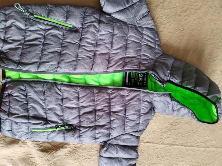 Детская куртка лёгкая на 7 лет