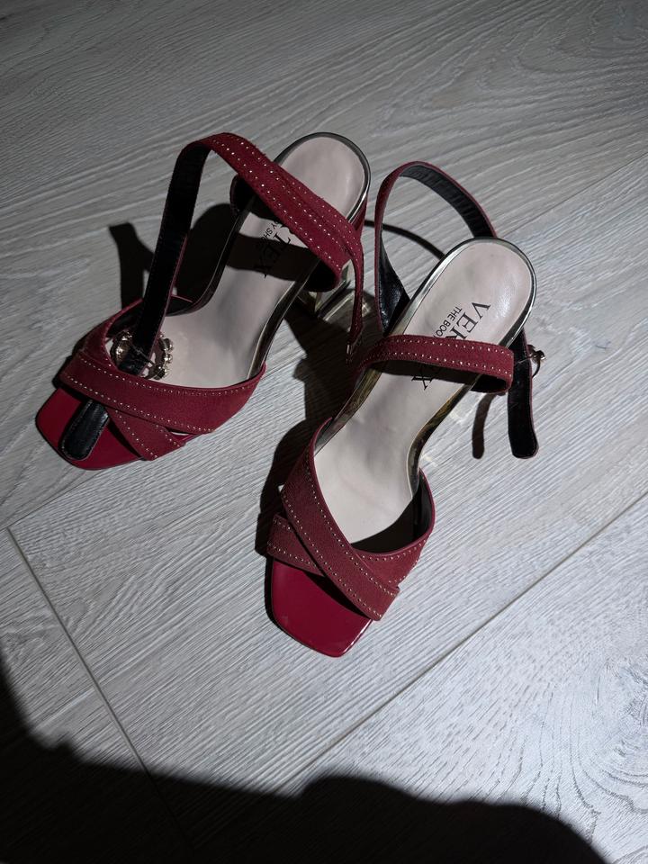 Туфли красные