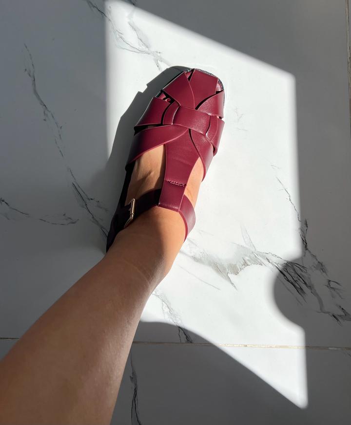 Сандалии ZARA