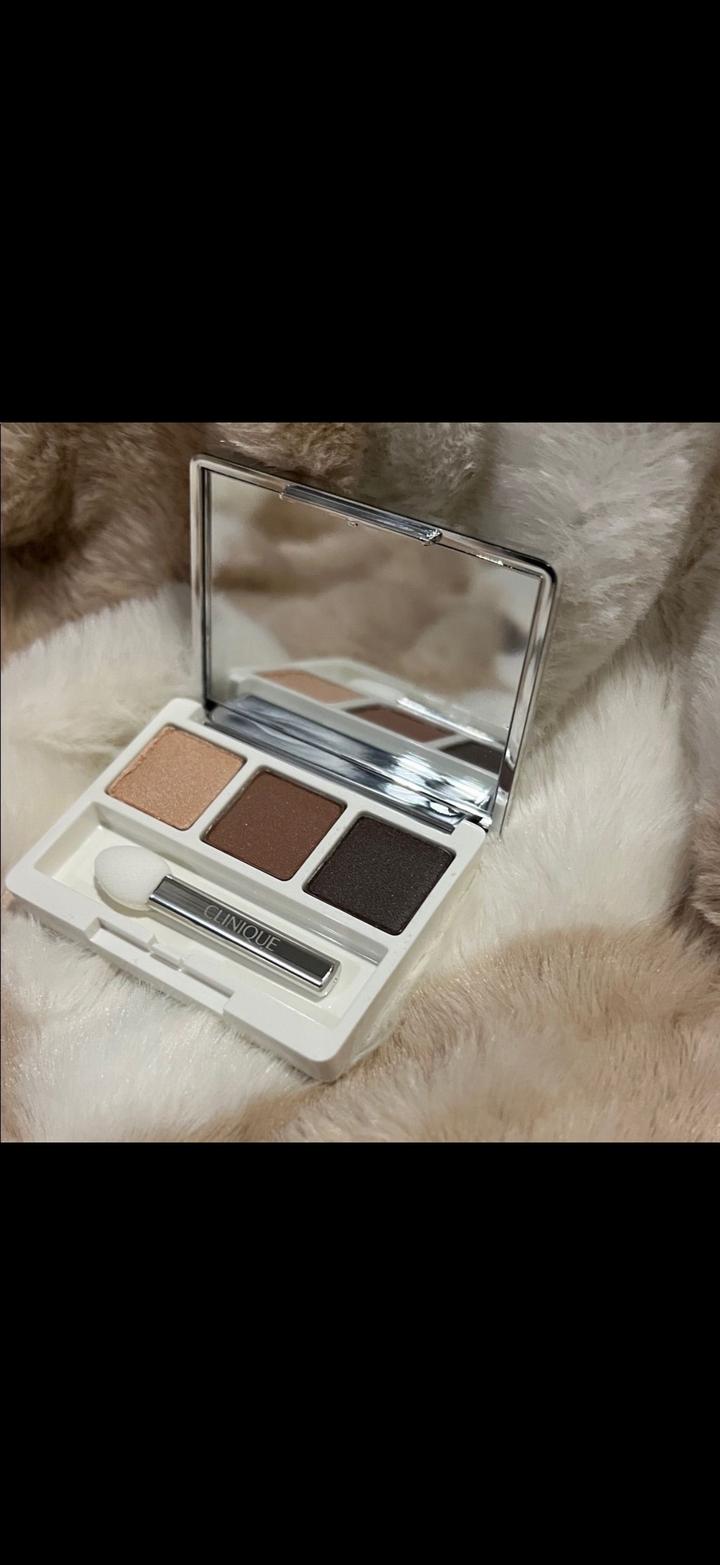 Тени лимитка Clinique