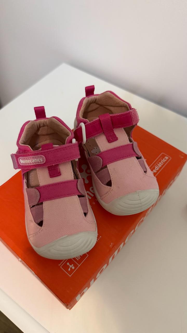 Сандалии от Biomecanics