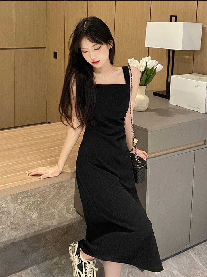 Продам черное платье