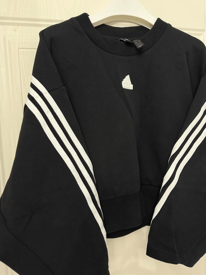 Adidas спортивный свитшот