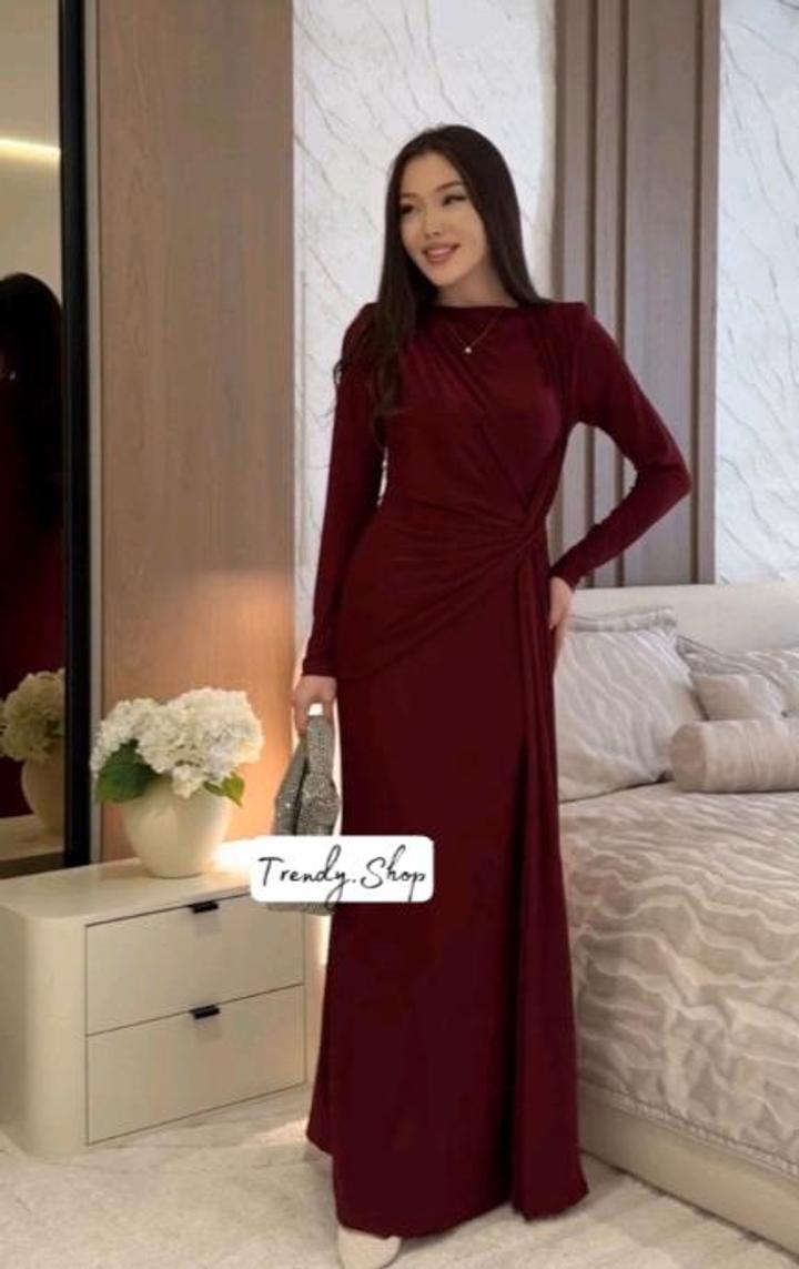 Бордовые платье