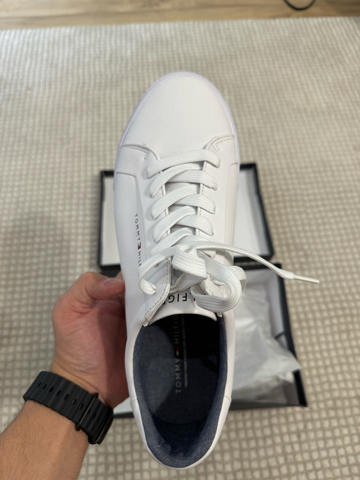 Кроссовки Tommy Hilfiger 44 размера
