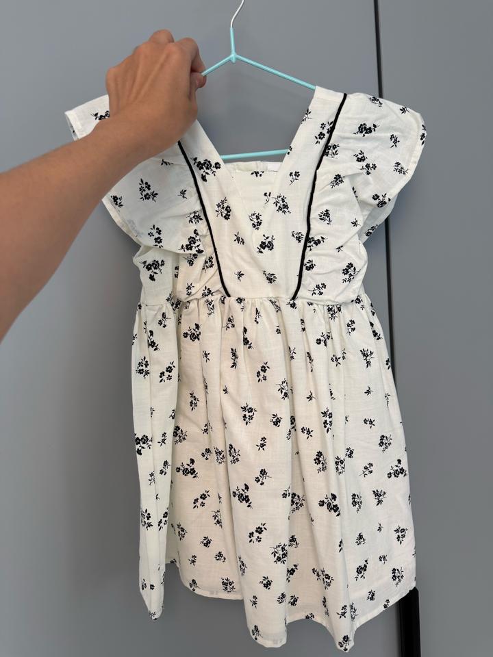 Новое Платье от LC Waikiki с этикеткой. Размер 98-104 см.