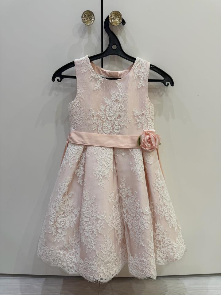 Розовое кружевное платье Лола Monsoon на девочку