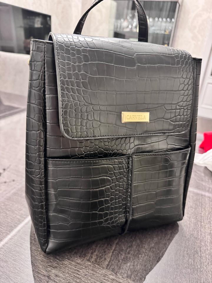 Сумка-рюкзак Carvela