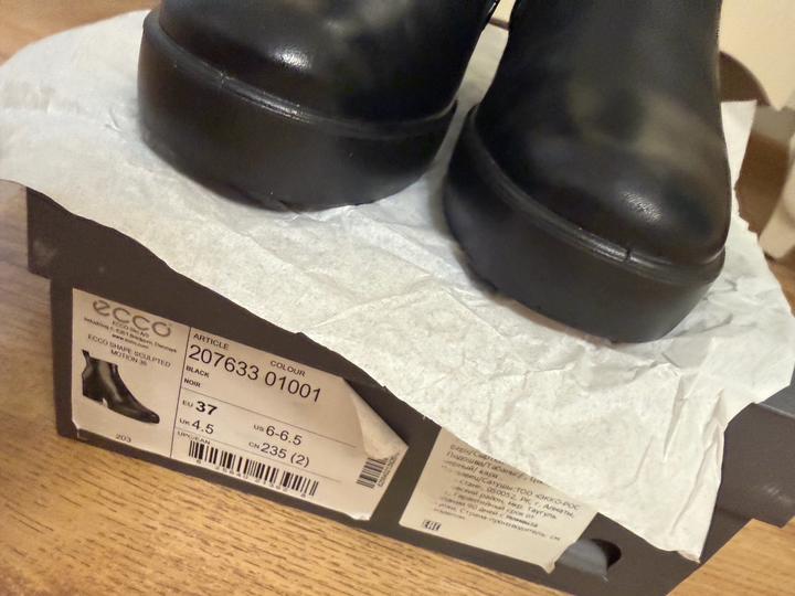 Женские полусапожки ECCO Shape Sculpted Motion 55