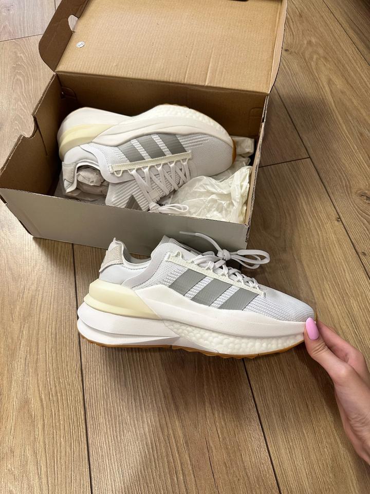 Кроссовки Adidas