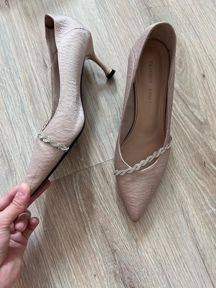 Перламутровые туфли