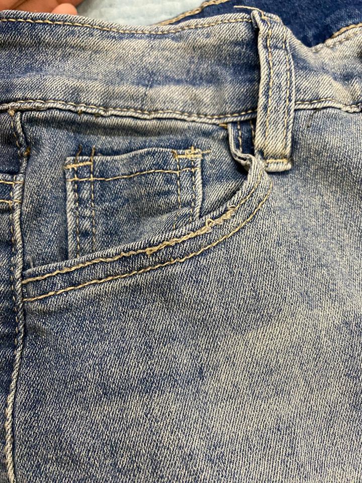 джинсы грязно синего цвета