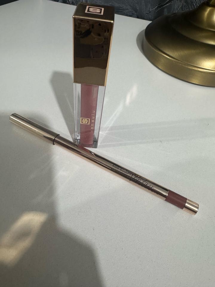 Блеск и карандаш для губ Sen Sulu