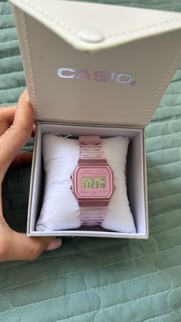 Часы Casio розовые