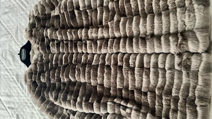 Продается шубка