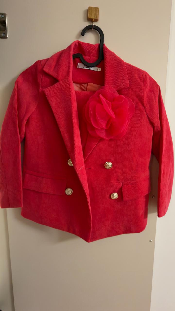 Брючный костюм из вельвета для девочек 5-6 лет