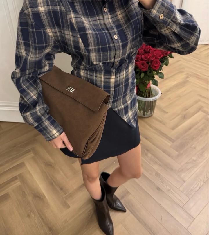 Рубашка с широкими плечами