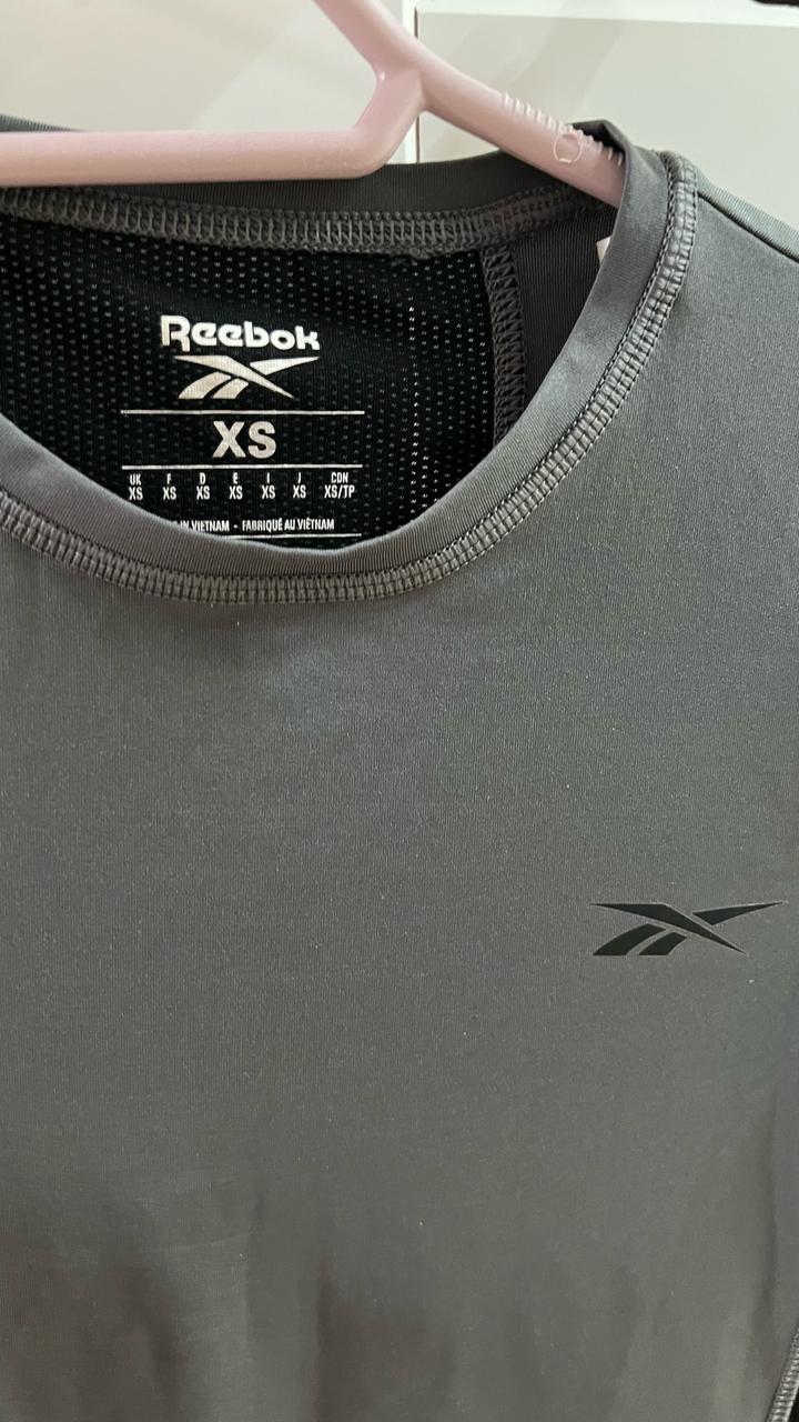 Рашгард лонгслив reebok