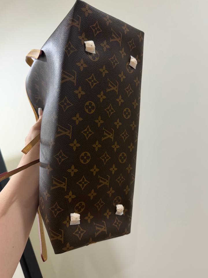Сумка под LV