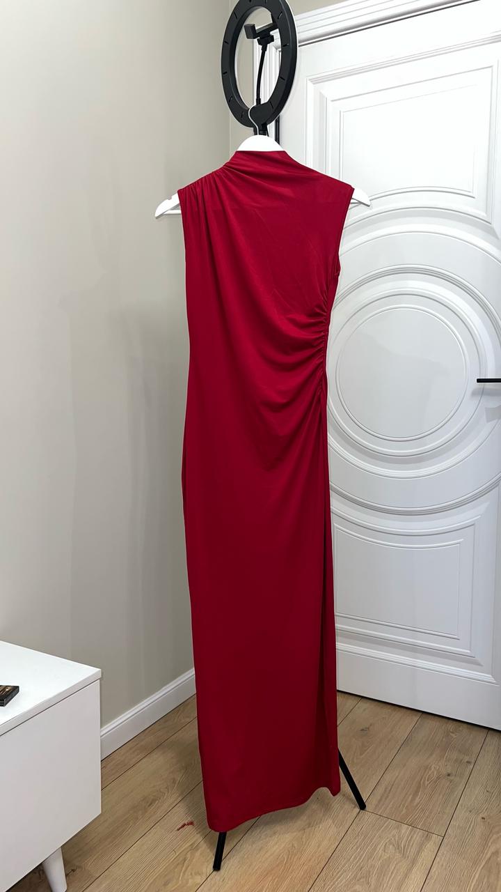 Платье красн