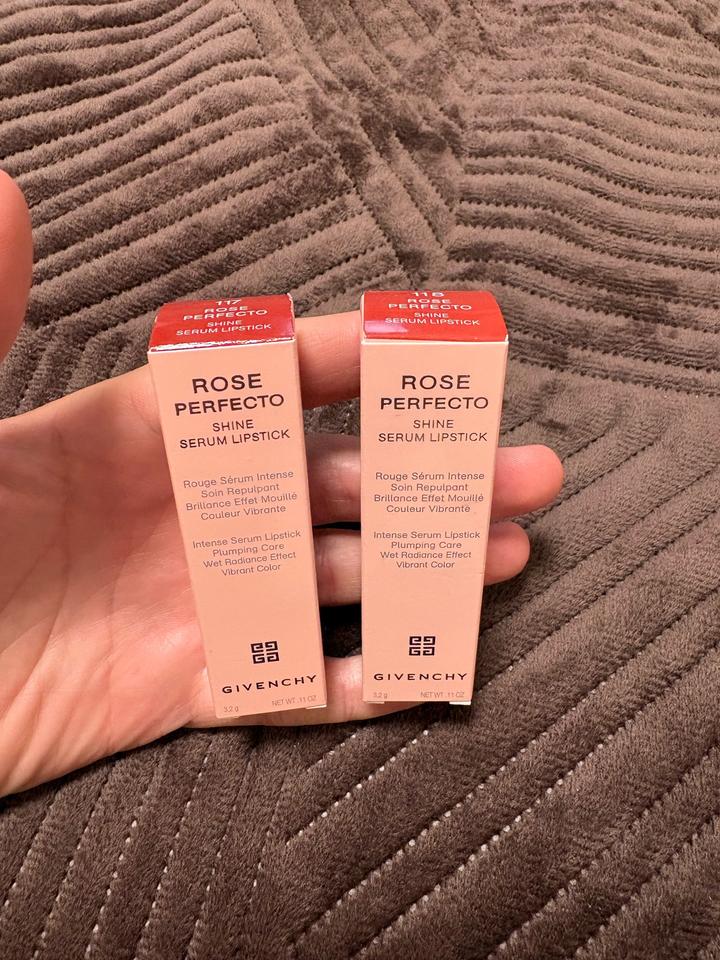 Помады Givenchy Rose Perfecto Shine Serum Lipstick