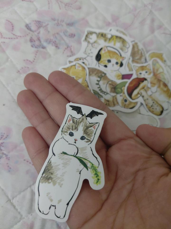 Наклейки с котиками🎀💖