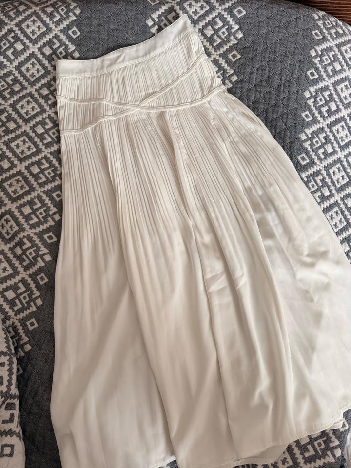 Белая юбка Gaissina