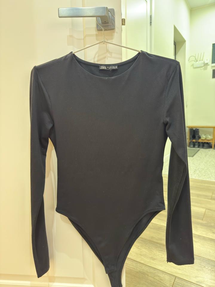 Черный Боди лонгслив Zara