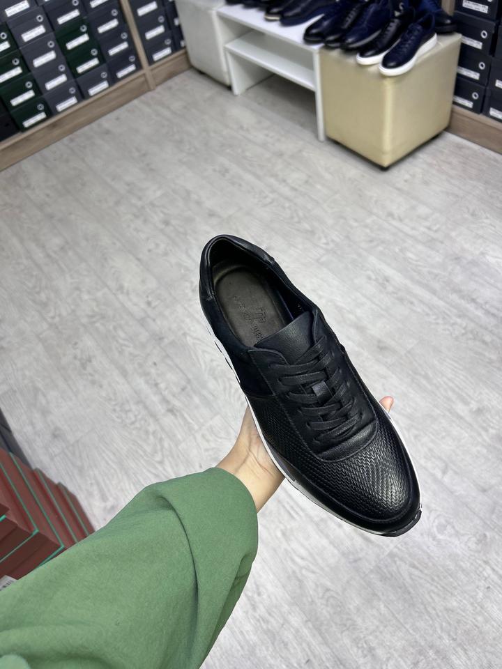 Чёрный обувь от marco piero