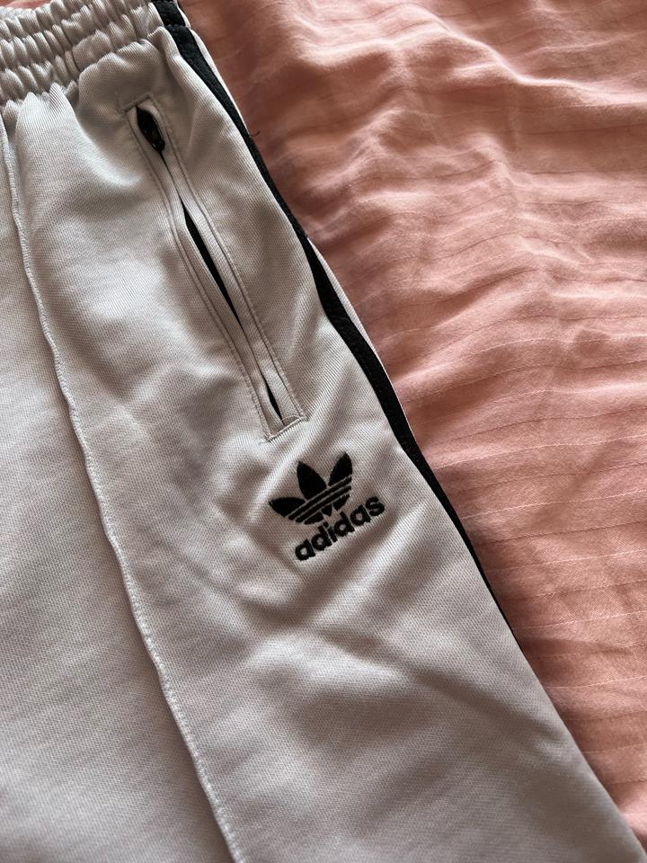 Спортивные штаны adidas