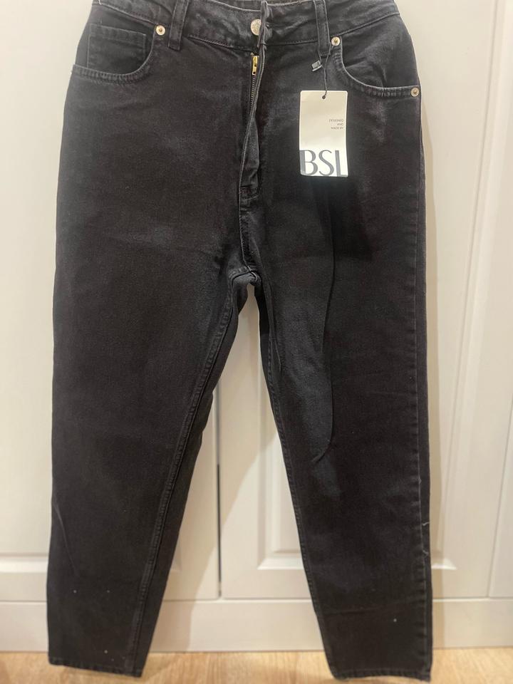Джинсы mom. Бренд BSL. Размер М