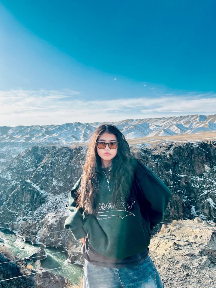 🤍 Тёмно-зелёная худи (Bershka)