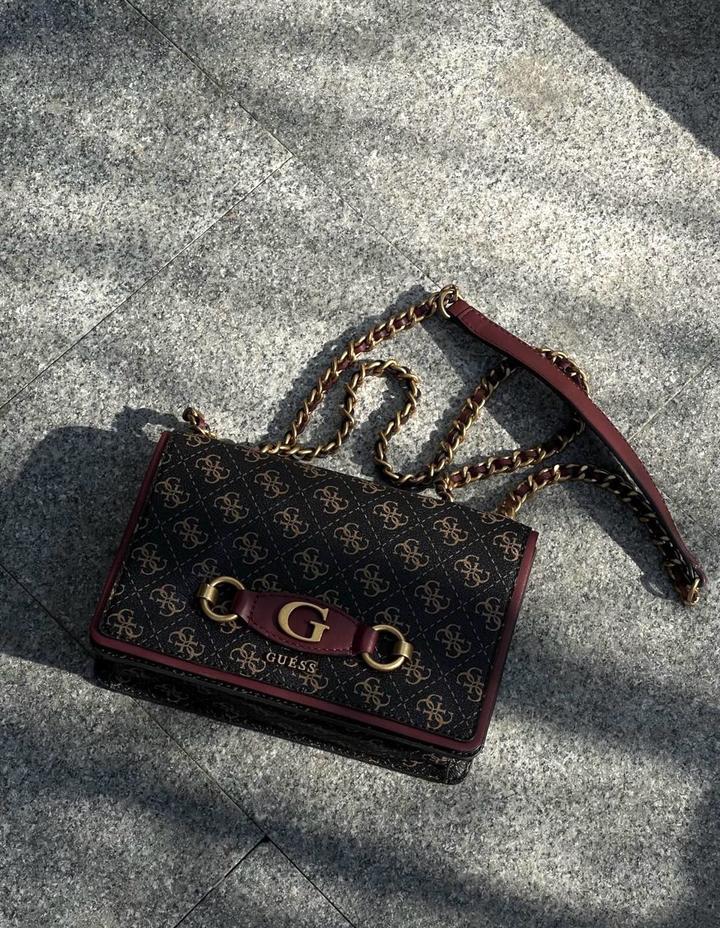 Сумка Guess