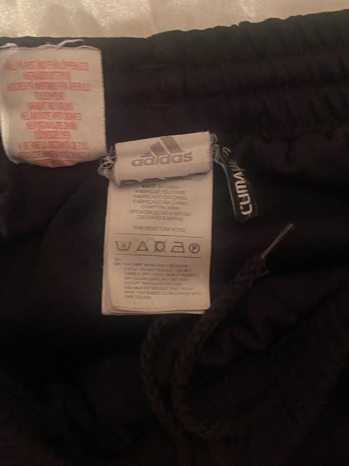 черные трико Adidas