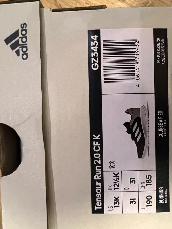Детские кроссовки adidas