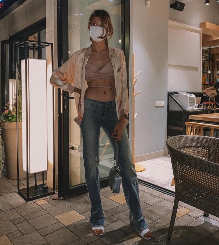 Продам пудровый топ Hana