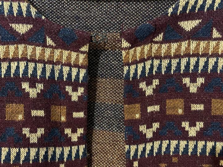 Коричневый кардиган,motivi