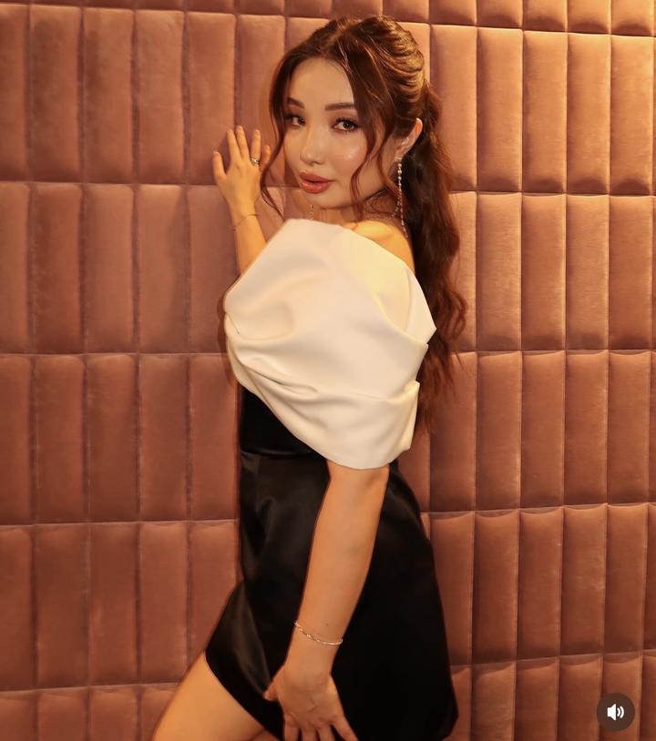 Платье с бантом Embark Store