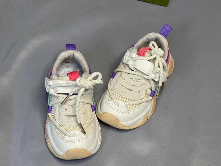 Кроссовки детские