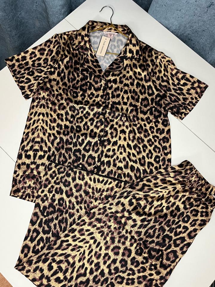 Пижама с тигровым принтом