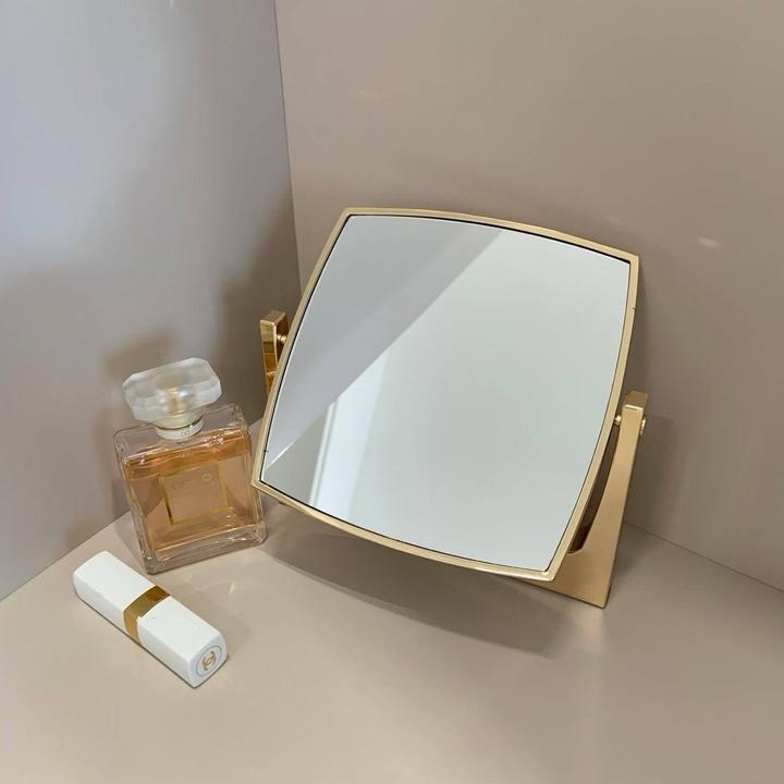 Зеркало Chanel