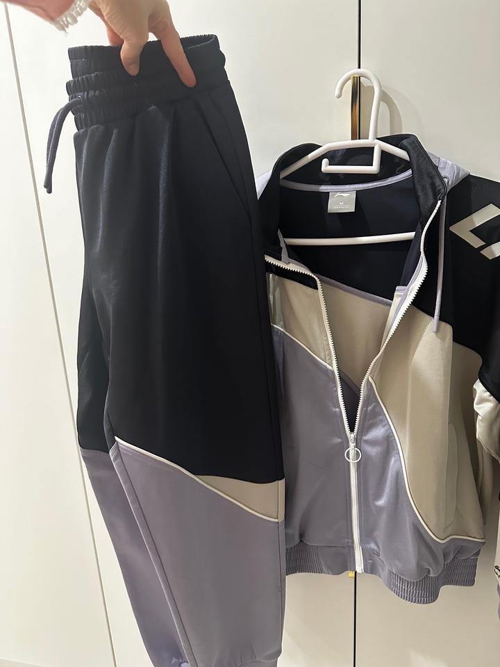 Новый костюм LI-NING