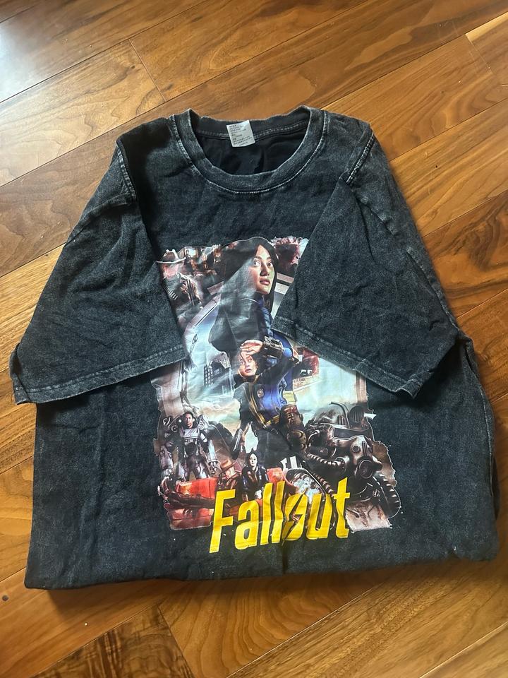 Футболка fallout
