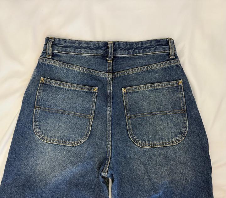 Джинсы Bershka