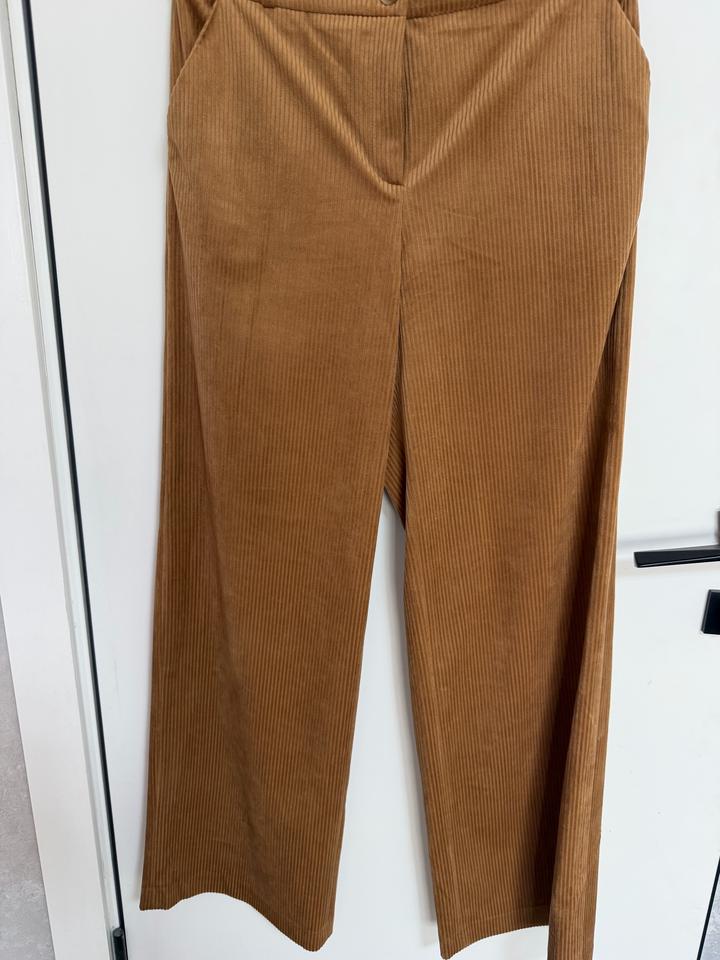 Вельветовый костюм