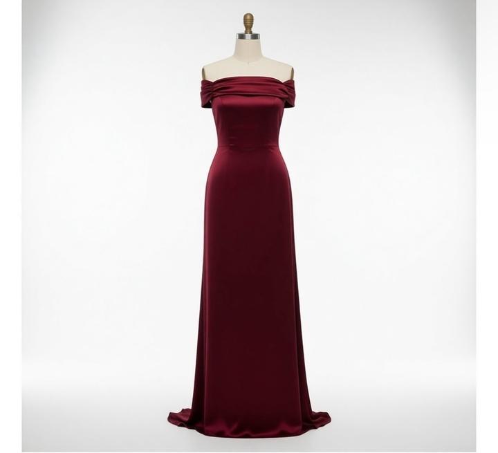 Красное вечернее платье