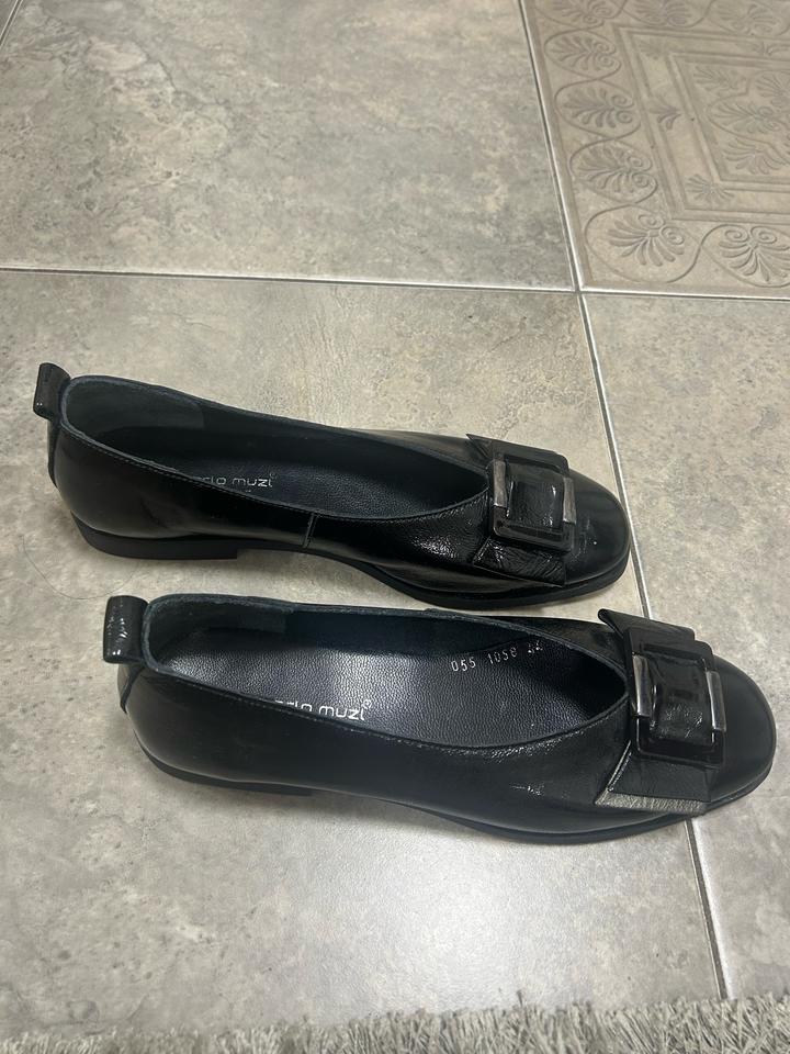 Женские туфли