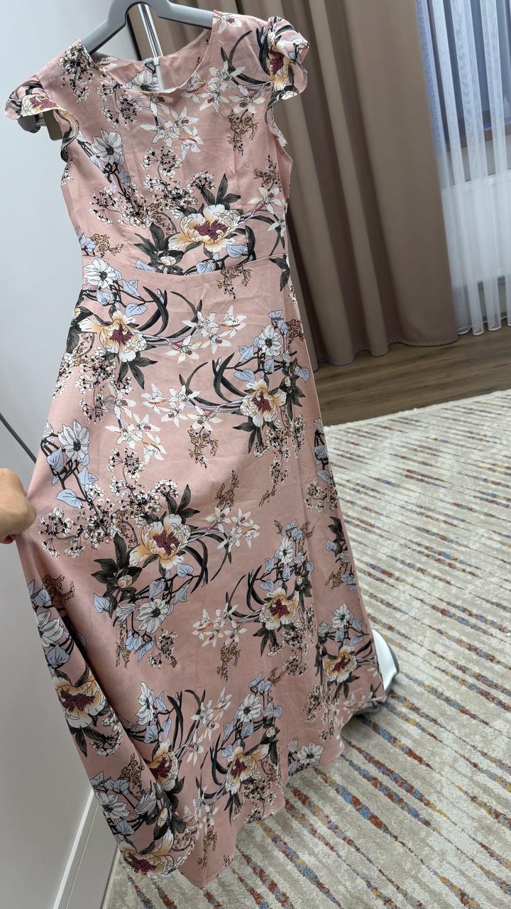 Платье в пол .