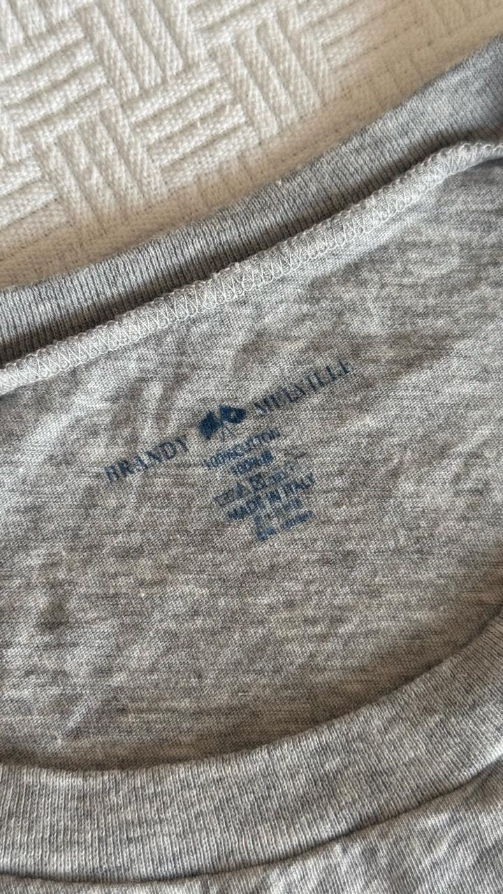 Серая футболка Brandy Melville